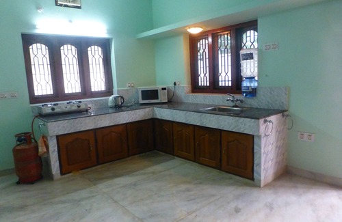 Thiruvananthapuram Villa | Manged & Maintained by a British couple. Ground Floor of a beautiful Villa.