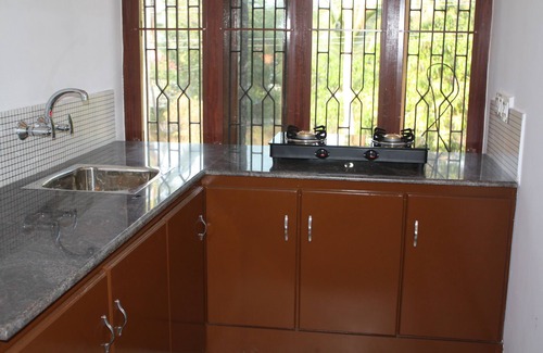 Thiruvananthapuram House | Manged & Maintained by a British couple. First Floor of a beautiful Villa.