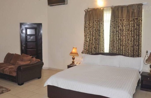 Calabar Hotel | Mangel Hotel and Suites