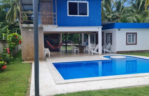 Costa Del Sol House | Manglares Tour - Alojamiento Familiar