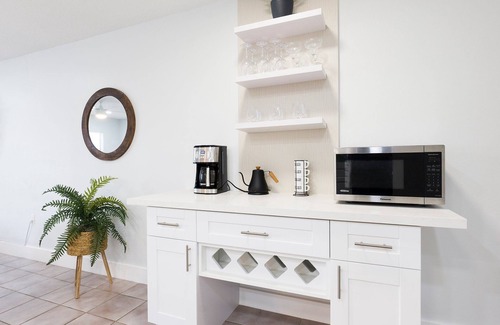 Fort Pierce House | Mango Tree by the Sea, Hutchinson Island - Bungalow B!