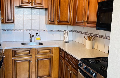 Somerset Village House | “Mangrove Bay” Apartment With Ocean View