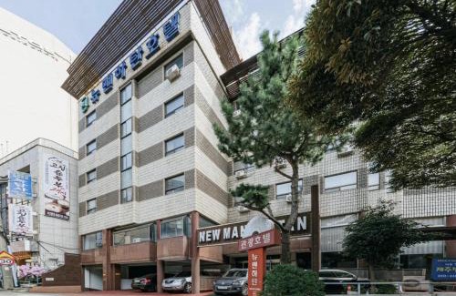 Yeon-dong Hotel | Manhattan Hotel