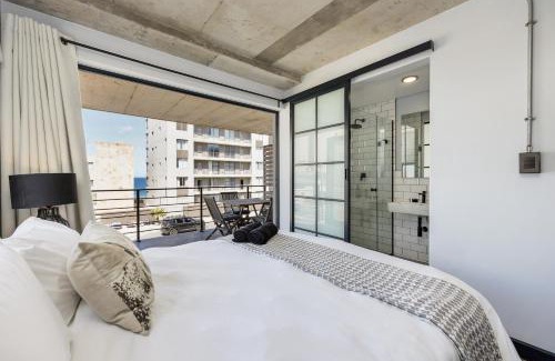 West Beach Apartment | Manhattan On Coral Apartments