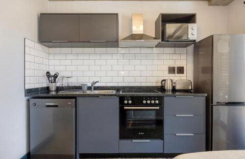 West Beach Apartment | Manhattan On Coral Apartments