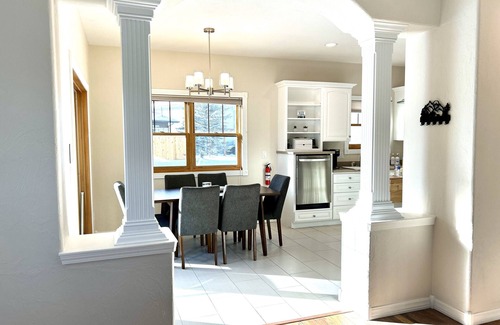 Red Lodge House | Manifest Mountains 3-bedroom 2-bathroom retreat in Red Lodge, Montana