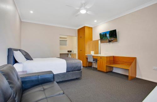 Camperdown Hotel | Manifold Motor Inn