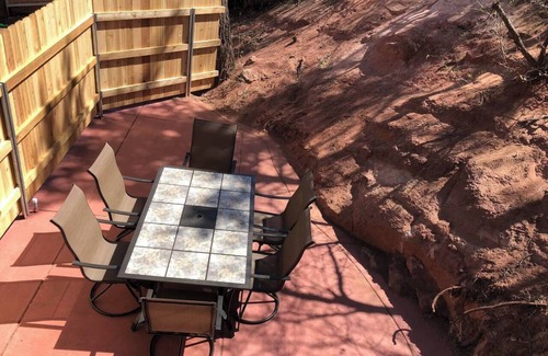 Manitou Springs House | Manitou Springs Downtown Escape