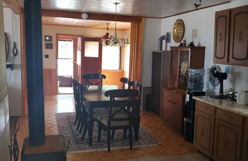 Manitoulin District Cottage | Manitoulin Waterfront Cottage for weekly and 2 week Rentals.
