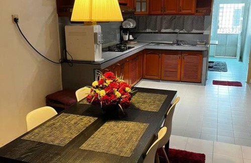 Seri Manjung House | Manjung Modern + Cozy Terrace Home