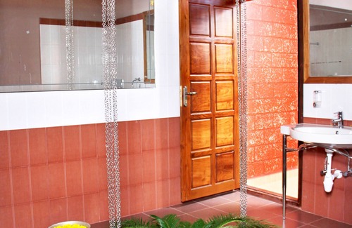 Elanthoor House | Mannaas Veedu Retreat & Spa