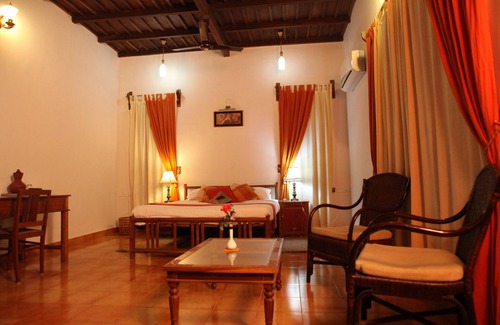 Elanthoor House | Mannaas Veedu Retreat & Spa
