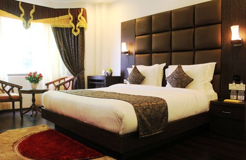 Rajbagh Hotel | Mannat Resorts