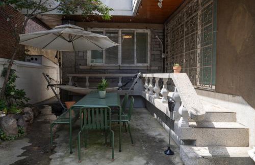 Itaewon House | Manoa Garden