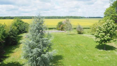 Le Mesnil-Saint-Denis Villa | Manoir 19e vallée Chevreuse, 30km de Paris