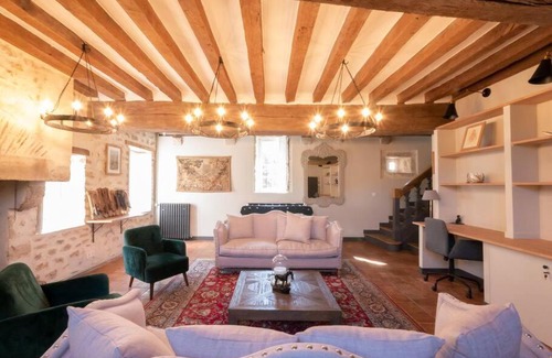 Coulaines Villa | Manoir - 24h du Mans - Piscine - Jacuzzi