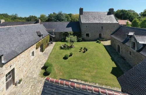 Ploumilliau House | Manoir de l'Isle