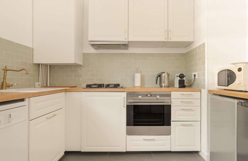 Touques Apartment | Manoir du Vert Galant 4 people accomodation Private Garden Fully Furnished CC Deauville
