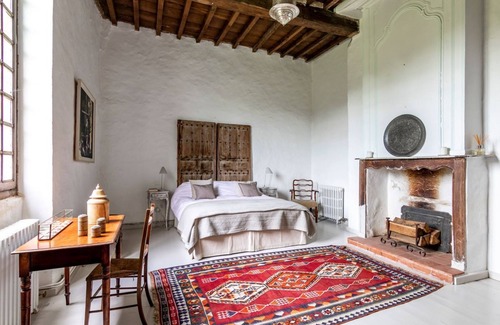 Estang Villa | Manoir Gascon - Six Bedroom Villa, Sleeps 15