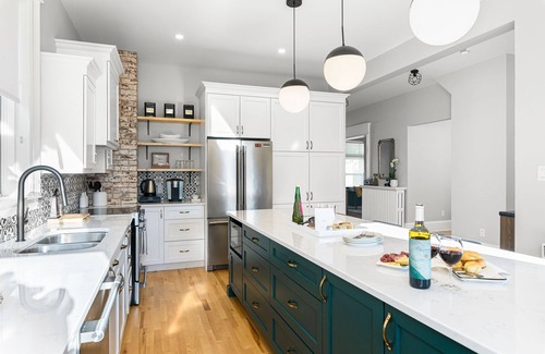 Moncton House | Manoir Highfield