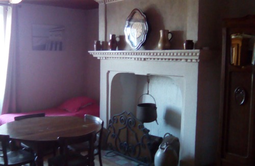Beaumont Bed & Breakfast | Manoir Le Cristal bed and breakfast, Futuroscope at 27 euros! (more)