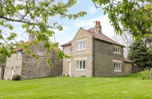 Pickering House | Manor Cottage