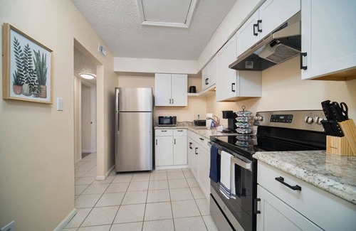 Southside House | Manor Grove - 2 bd/1ba
