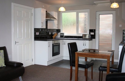 Linton-on-Ouse Bed & Breakfast | Manor Guest House