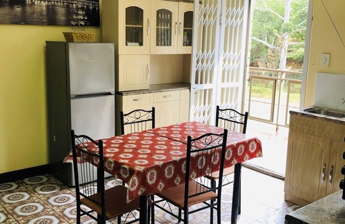 Berea Apartment | Manor Holiday Home