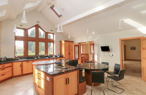 Hasland Cottage | MANOR HOUSE, family friendly, luxury holiday cottage in Chesterfield