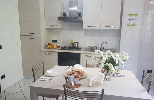 Scafati Apartment | Manor House