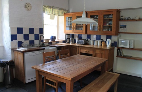 Polperro House | Manor House with gardens, hot tub & sea views, sleeps 21 with cottage