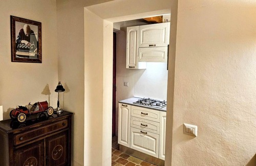 Monsano Apartment | Manor in Marche near Adriatic Beaches