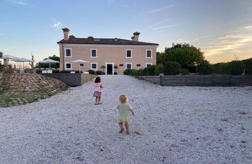Monsano Apartment | Manor in Marche with Pool & Adriatic Views