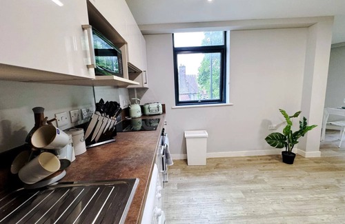 Coventry Apartment | Manor Park Court