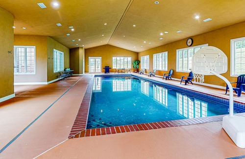 Lutherville Timonium House | Manor w/ private, indoor pool, hot tub, sauna, & in-home theater