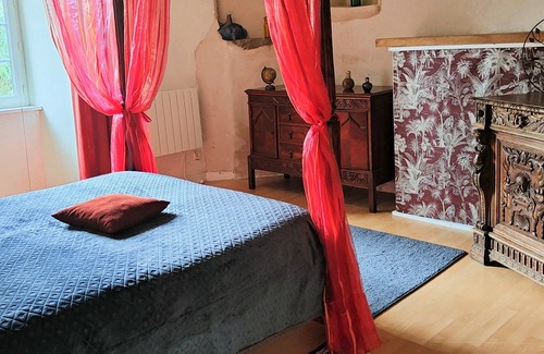 Le Lorey House | Manor XIV century.
