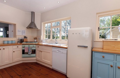 Manorbier Cottage | Manorbier Boat House