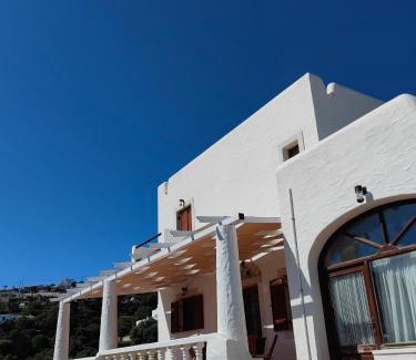 Leros House | Manos' Edem