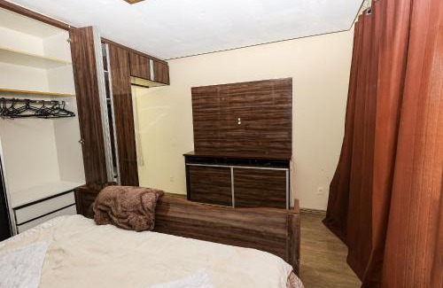 Europa Apartment | Mansão BH 30 pessoas, Piscina, Sauna e Eventos