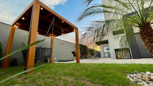 Olimpia House | Mansão do Comandante