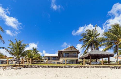 Tamandare House | Mansão Pé na Areia em Carneiros por Carpediem