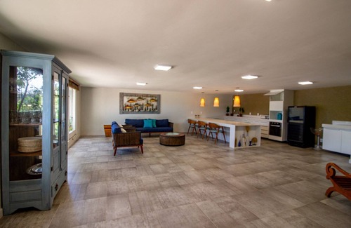 Village da Ferradura Villa | Mansão Pé na Areia Ferradura com 4Suítes