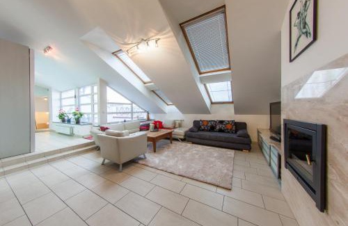 Kyiv Apartment | Mansard Apartment Antonovicha 4