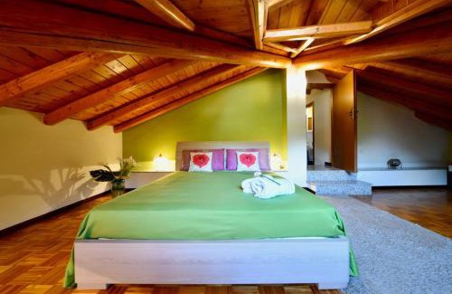 Esino Lario Apartment | Mansarda fra monte e lago
