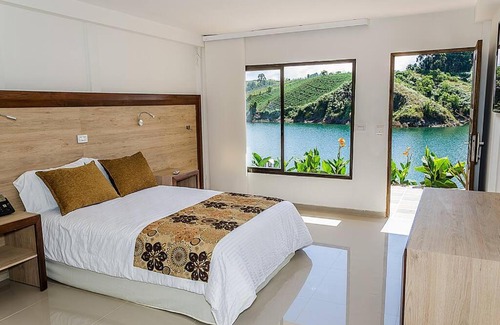 El Penol Villa | Mansión en Guatapé - Colombia