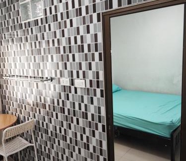 Ramkhamhaeng Hotel | Mansion 24