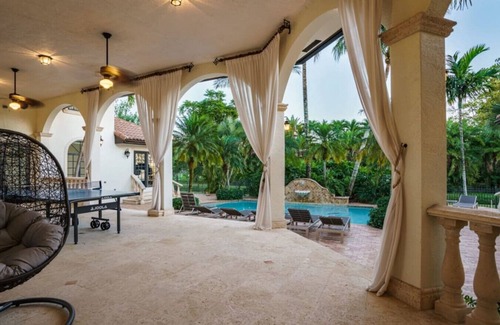 Plantation Villa | Mansion 7k SF Cinema/GameRoom/Pool