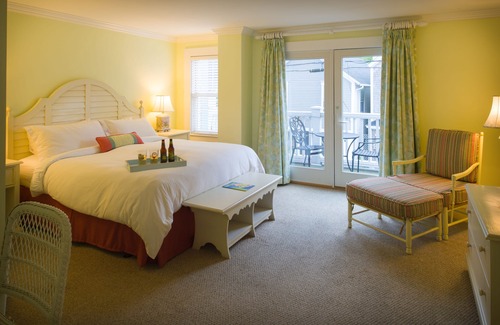 Vineyard Haven Hotel | Mansion House Inn And Spa