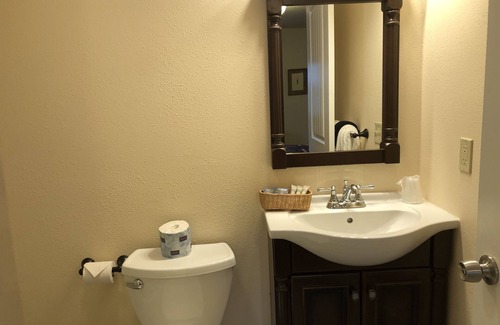 Buffalo Hotel | Mansion House Motel
